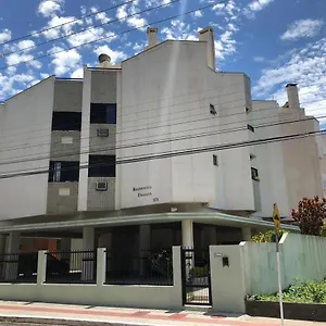 https://apartamento-a-100-metros-da-praia-em-canasvieiras.santa-catarina-brasil.com
